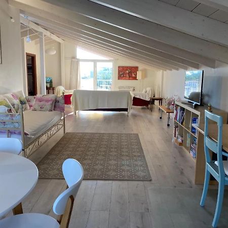 Sunny Apartment With Mountain View Patras Extérieur photo